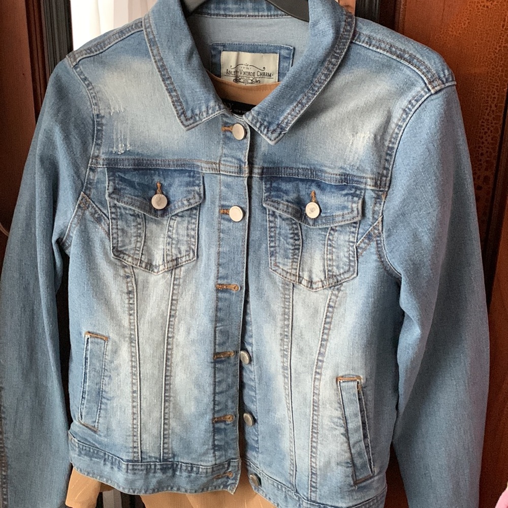 Jean Jacket - Picture 4 of 5